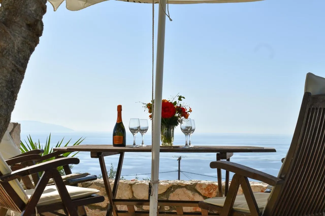 Spyridoula Aparthotel Lourdata  3*, Lourdata (Kefalonia)
